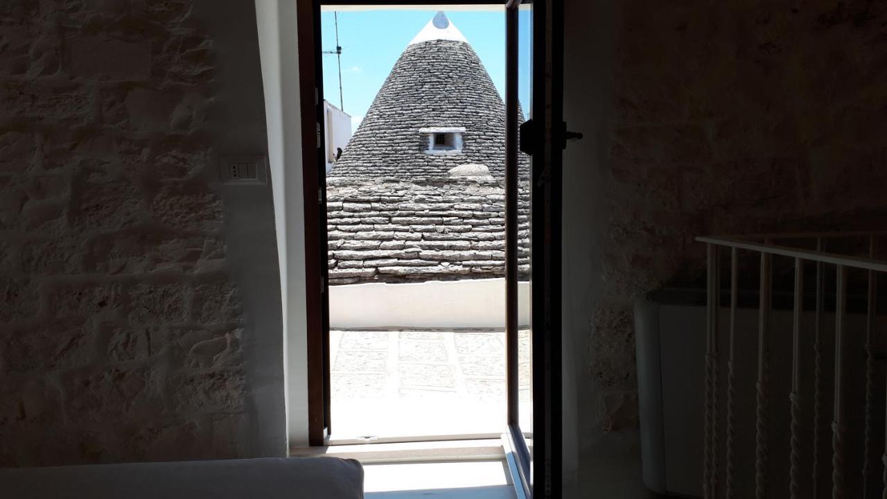 הוילה אלברובלו Il Trullo Del Guelfo מראה חיצוני תמונה