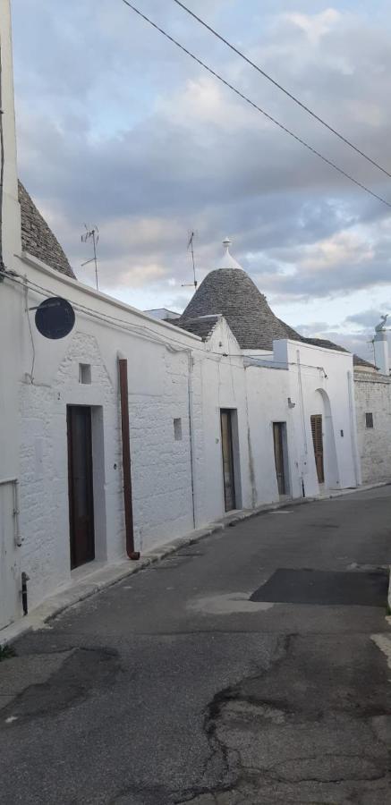 הוילה אלברובלו Il Trullo Del Guelfo מראה חיצוני תמונה