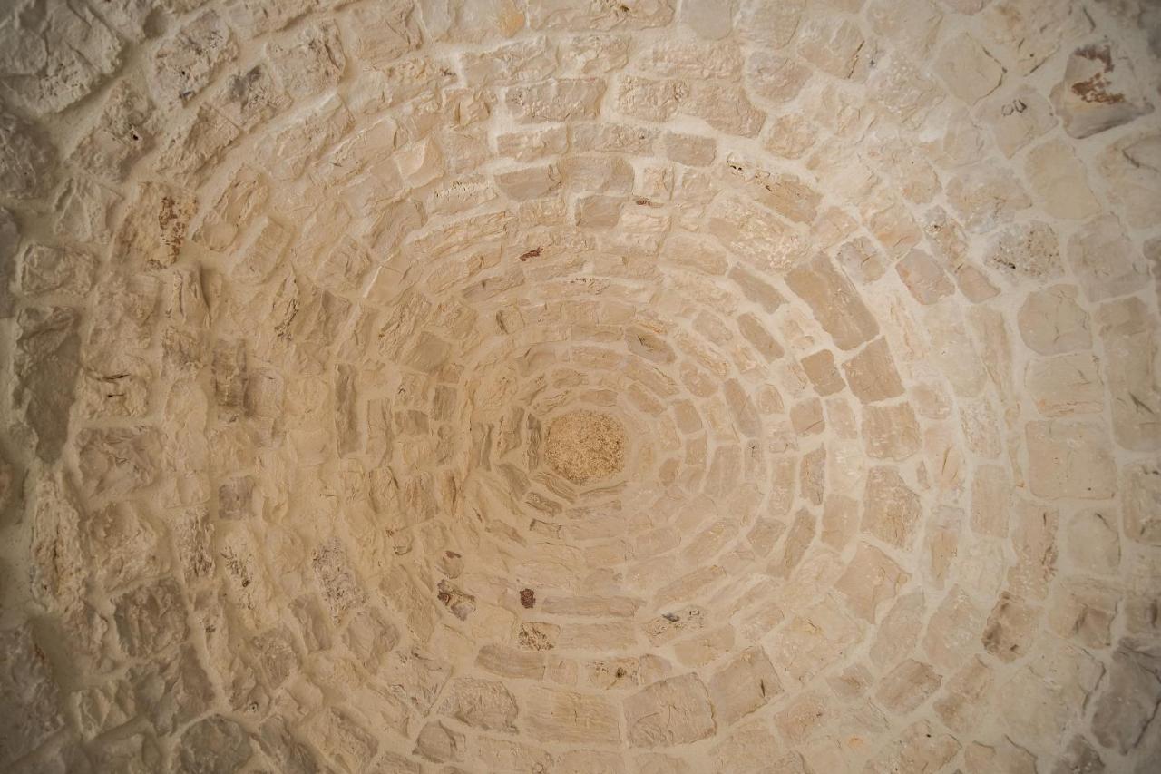 הוילה אלברובלו Il Trullo Del Guelfo מראה חיצוני תמונה